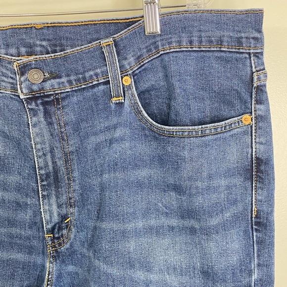 LEVI STRAUSS & CO. 541 MENS BLUE JEANS ZIP CLOSURE 99% COTTON 38W, 34L - Picture 9 of 16